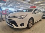 Toyota Avensis 2018 Valkoinen