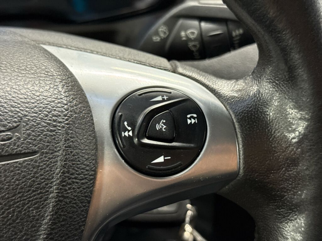 Ford Transit Custom 2018 Valkoinen