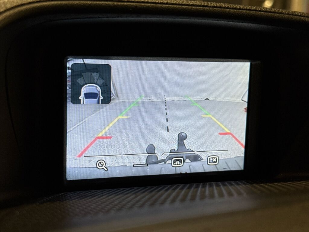 Ford Transit Custom 2018 Valkoinen