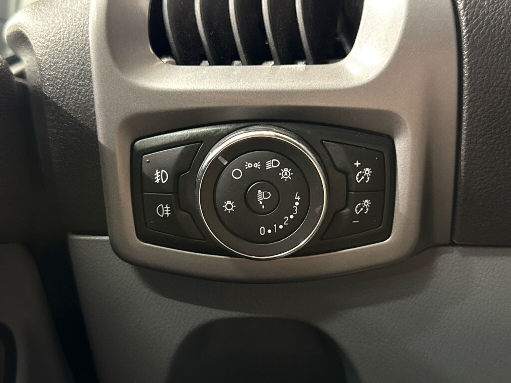 Ford Transit Custom 2018 Valkoinen