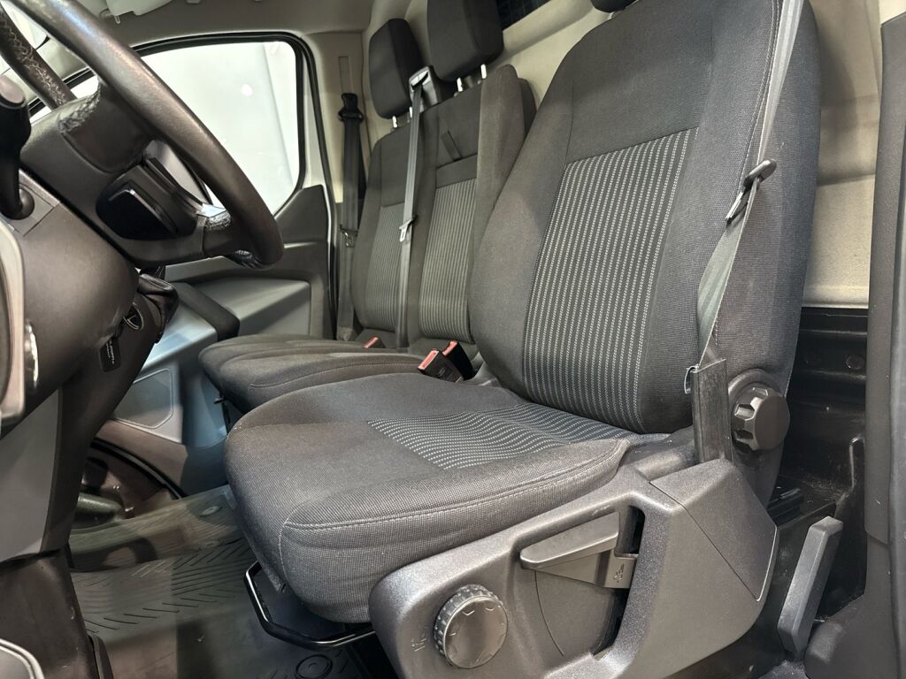 Ford Transit Custom 2018 Valkoinen