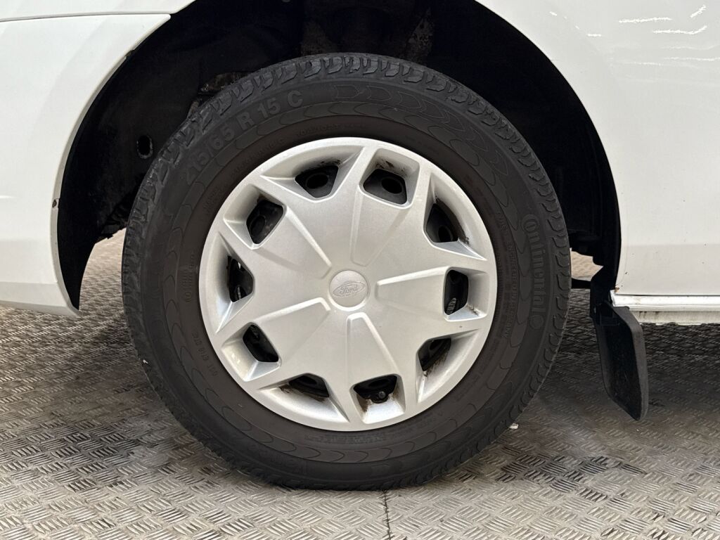 Ford Transit Custom 2018 Valkoinen