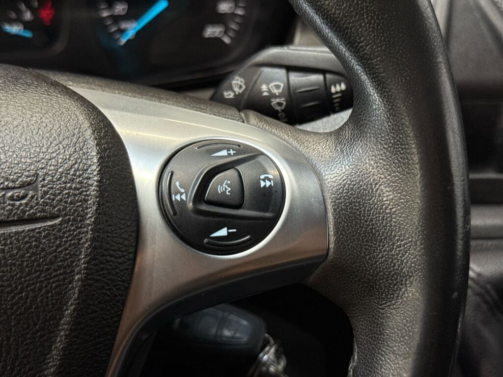 Ford Transit Custom 2018 Valkoinen