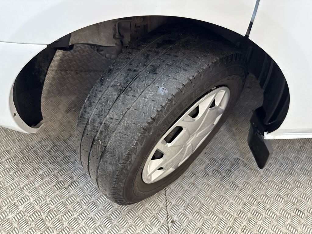 Ford Transit Custom 2018 Valkoinen