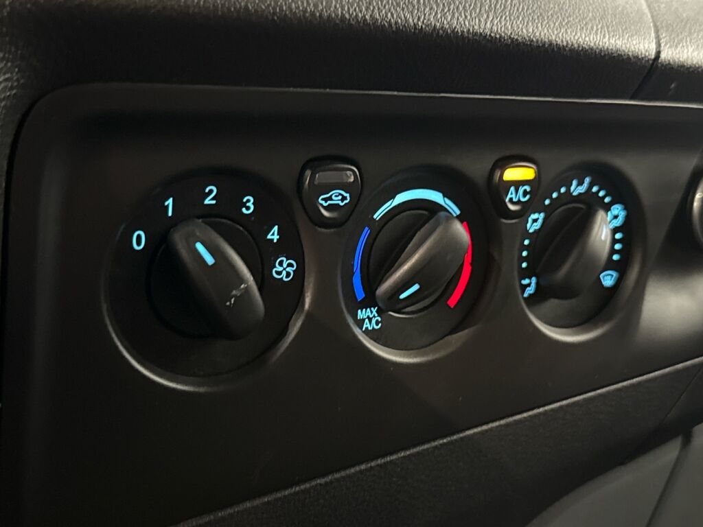 Ford Transit Custom 2018 Valkoinen