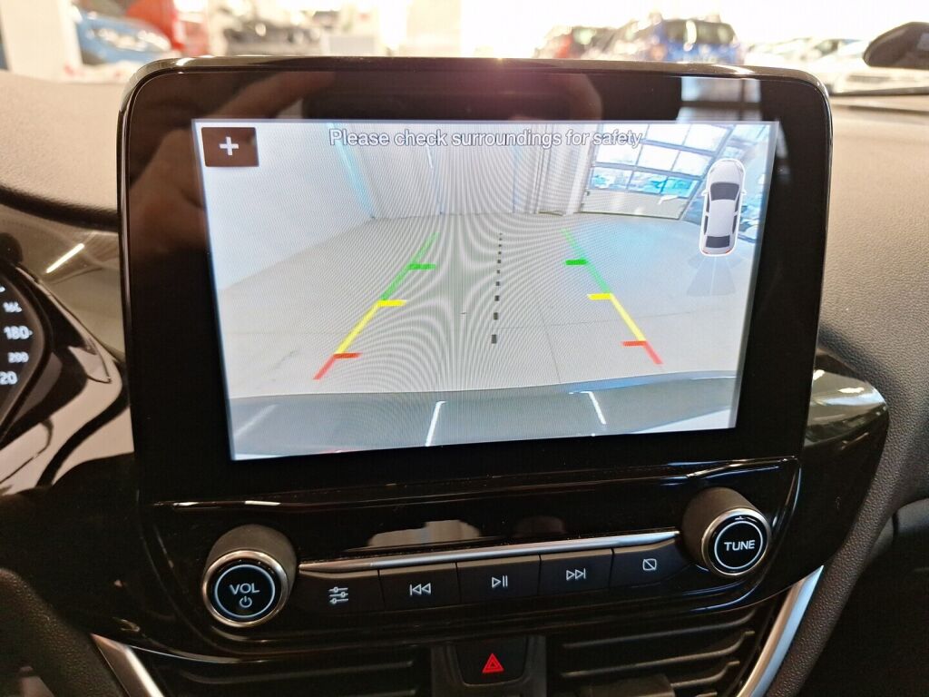 Ford Fiesta 2018 Musta