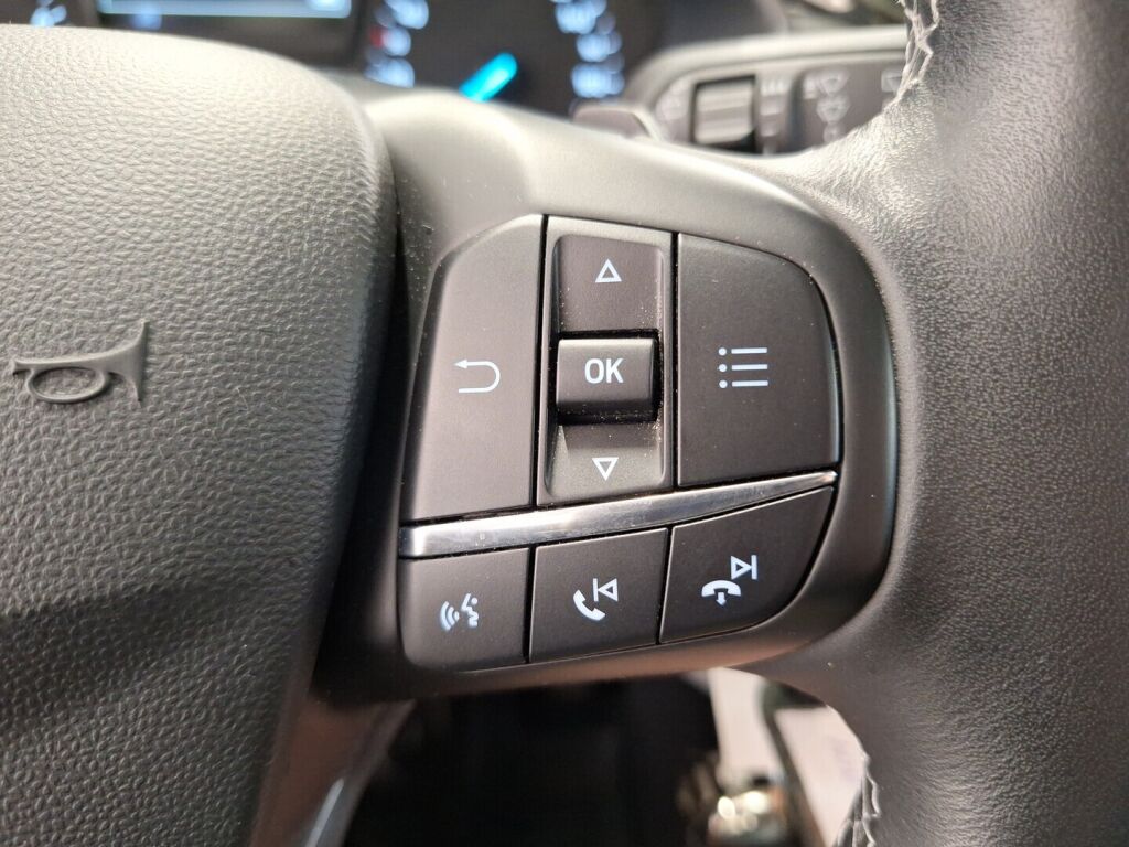 Ford Fiesta 2018 Musta