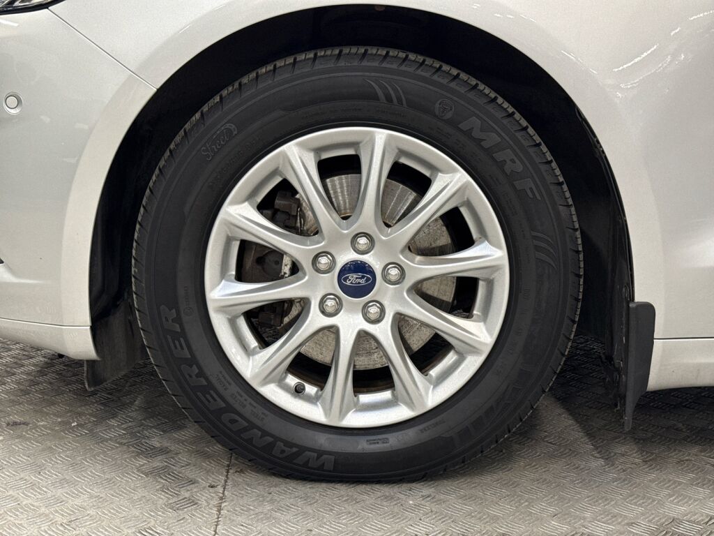 Ford Mondeo 2019 Harmaa