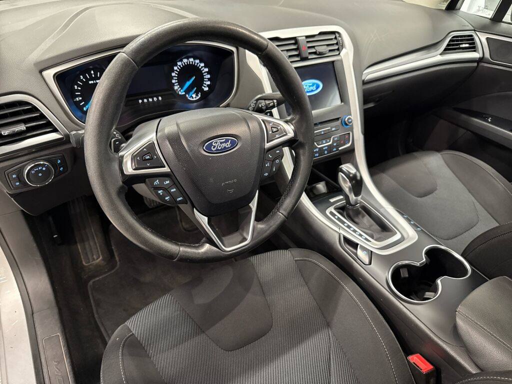 Ford Mondeo 2019 Harmaa