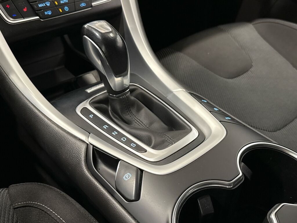 Ford Mondeo 2019 Harmaa