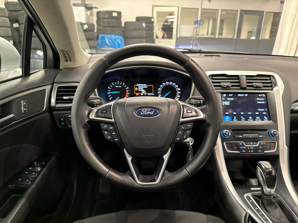 Ford Mondeo 2019 Harmaa