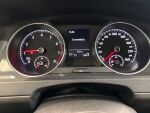 Volkswagen Golf 2018 Punainen