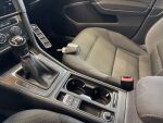 Volkswagen Golf 2018 Punainen