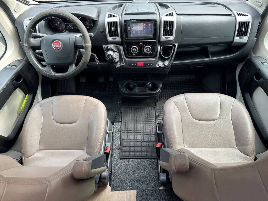 Bürstner IC Line T 569 2017 Valkoinen