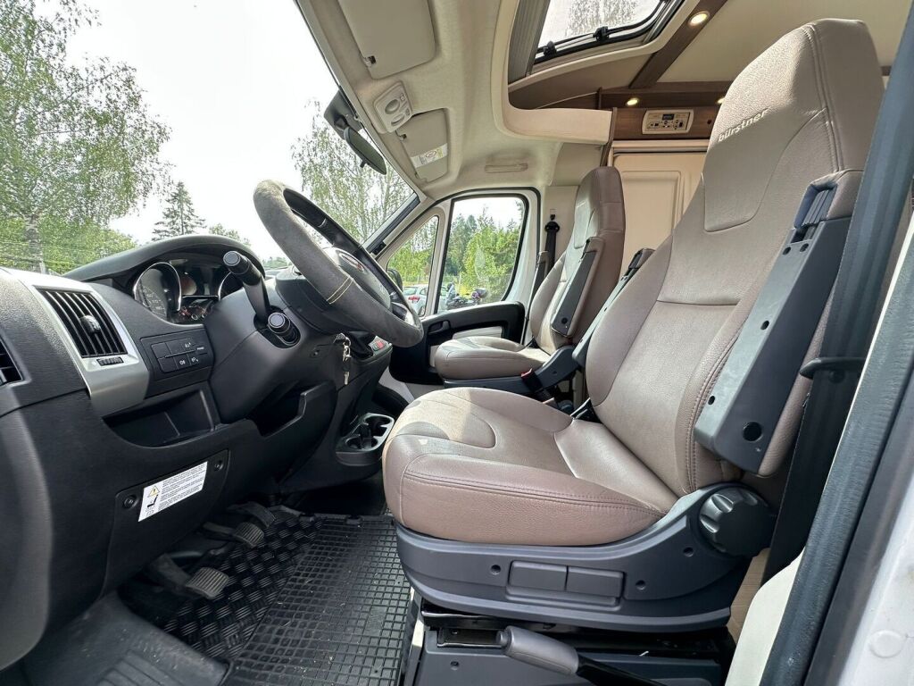 Bürstner IC Line T 569 2017 Valkoinen