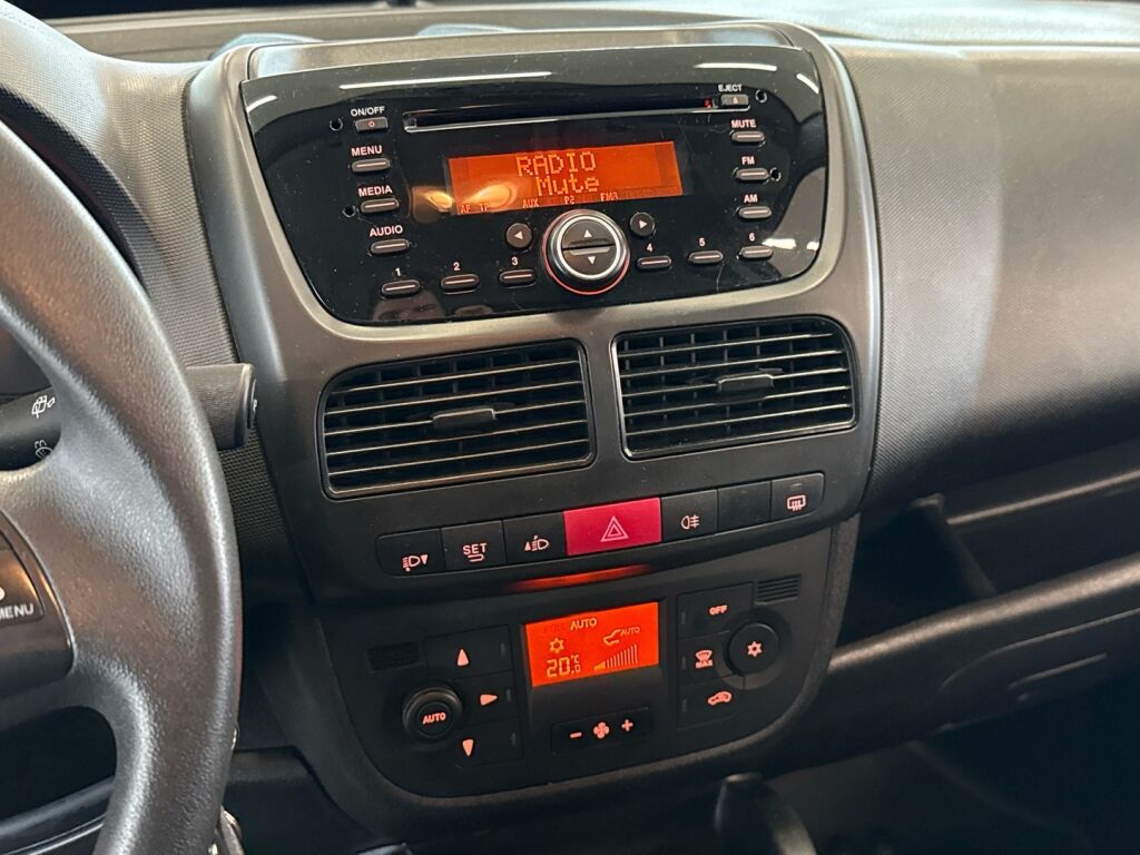 Opel Combo 2018 Valkoinen