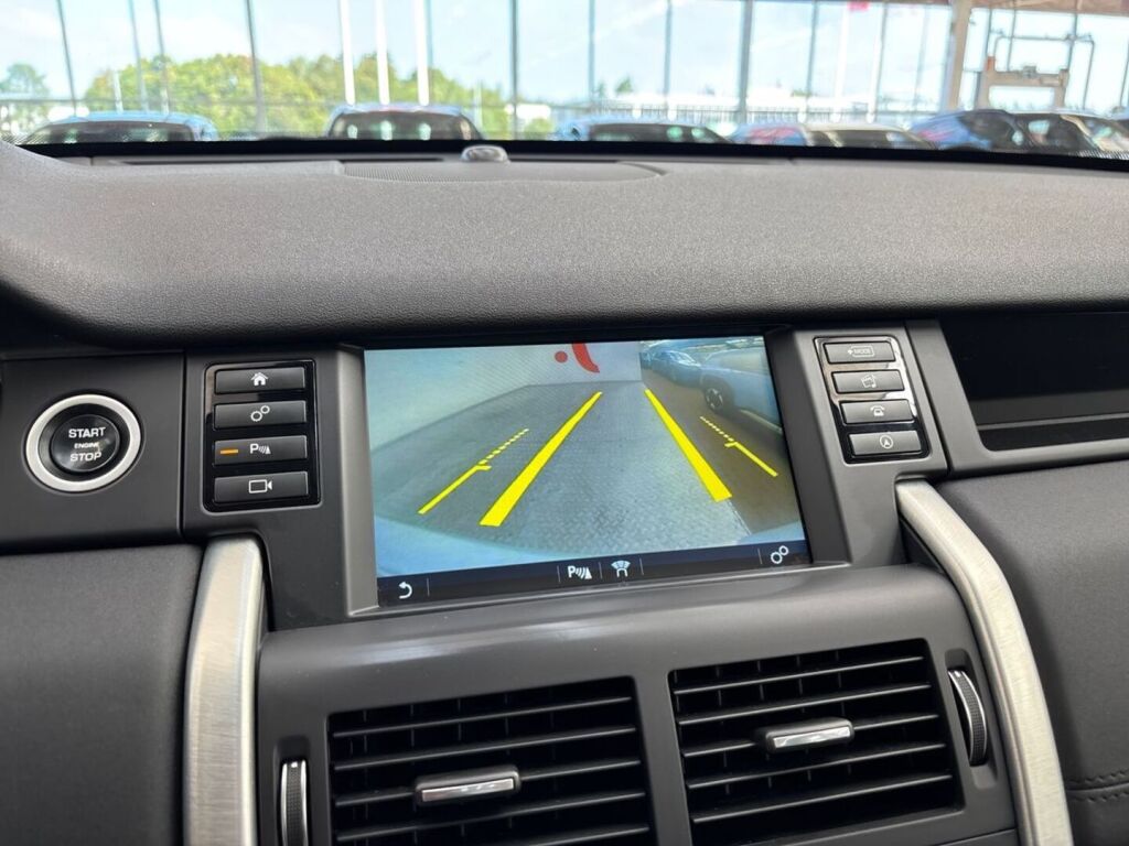 Land Rover Discovery Sport 2017 Valkoinen