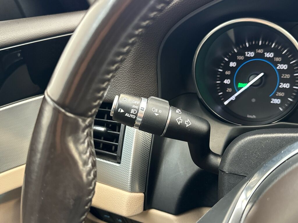 Jaguar XF 2018 Harmaa