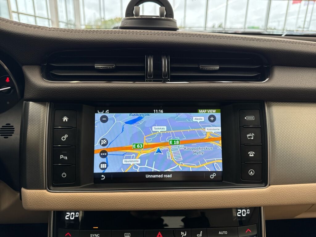 Jaguar XF 2018 Harmaa