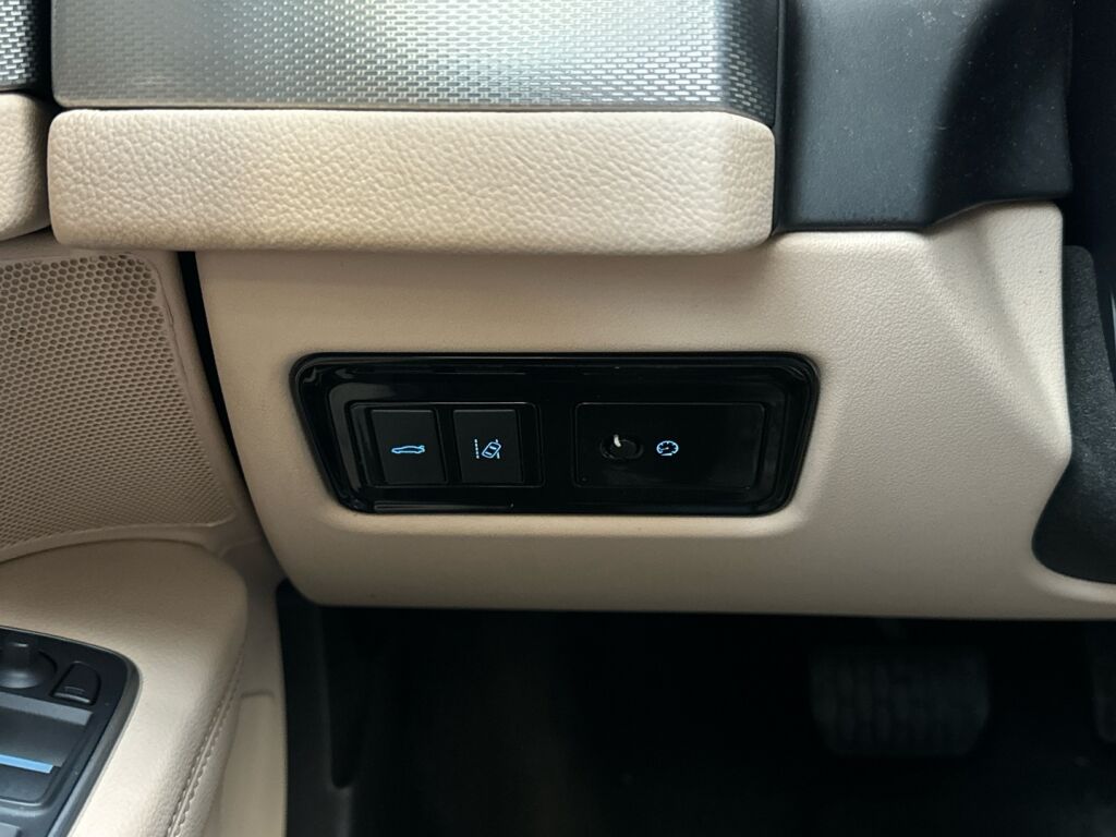 Jaguar XF 2018 Harmaa