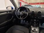 Audi A3 2018 Sininen