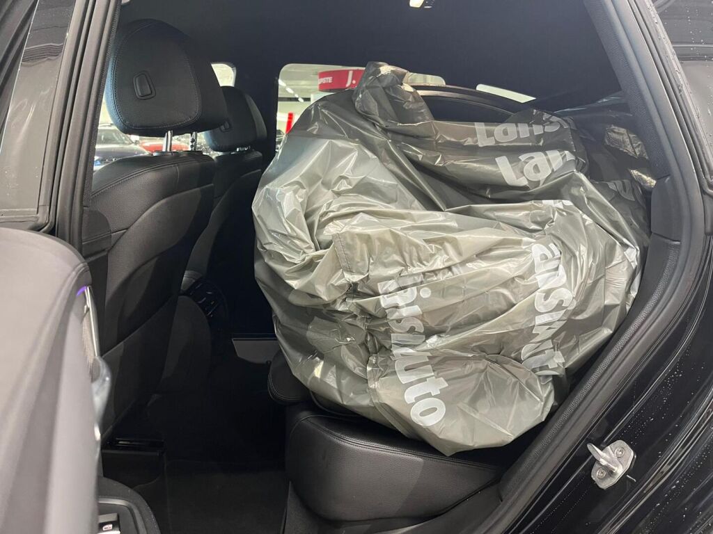 BMW 630 Gran Turismo 2018 Musta