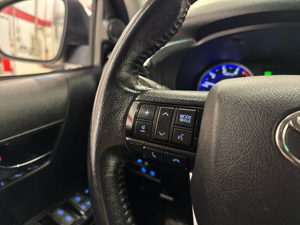 Toyota truck masters Truck Masters OX 4x4 2019 Musta