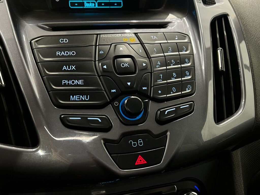 Ford Tourneo Connect 2014 Musta