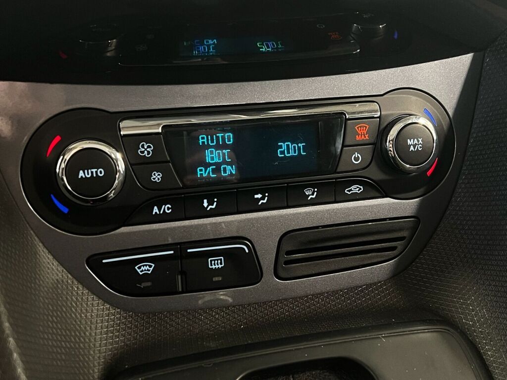 Ford Tourneo Connect 2014 Musta