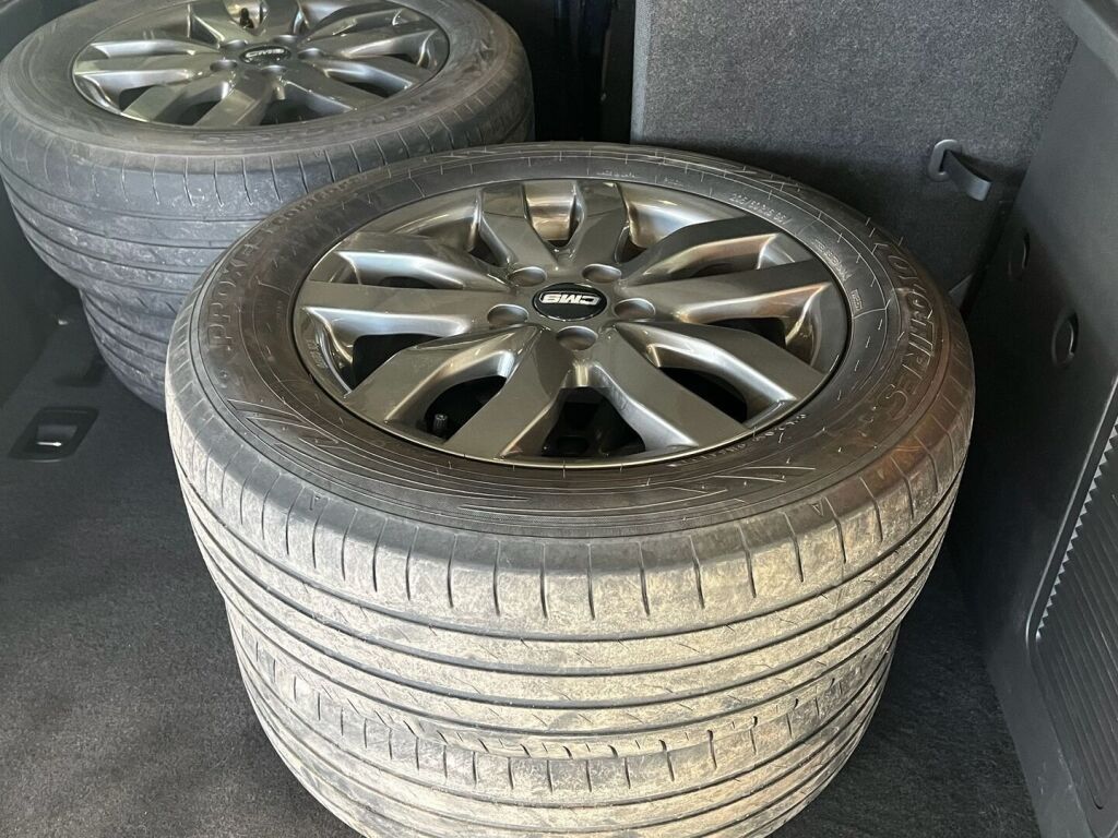 Ford Tourneo Connect 2014 Musta