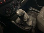 Opel Combo 2018 Musta