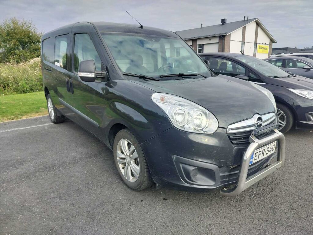 Opel Combo 2018 Musta