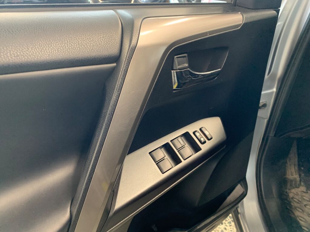 Toyota RAV4 2018 Hopea