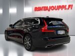 Volvo V60 2018 Musta