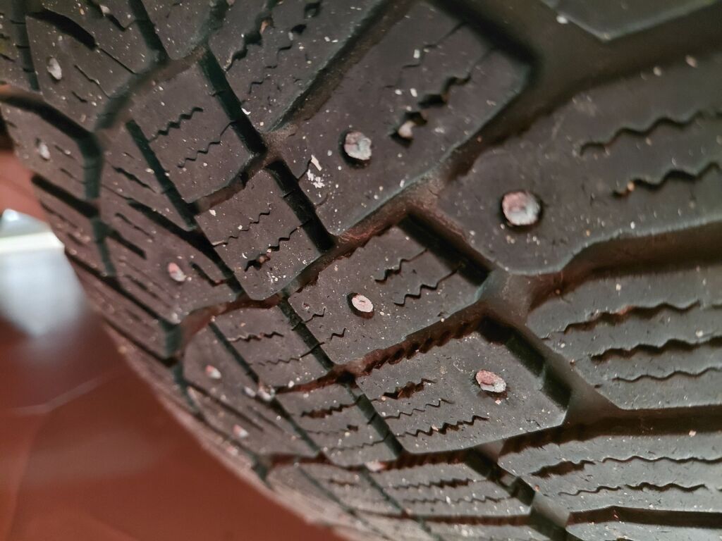 Volvo V60 2018 Musta