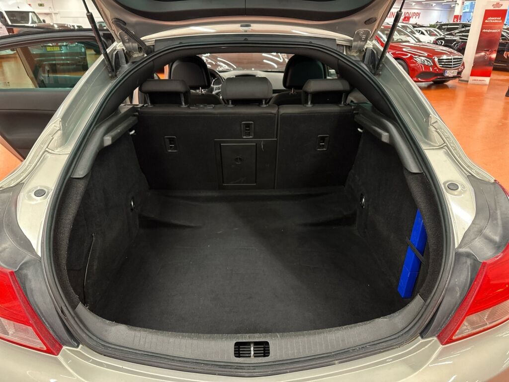 Opel Insignia 2011 Ruskea (beige)