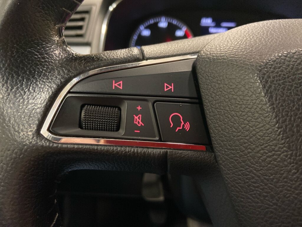 Seat Arona 2018 Valkoinen