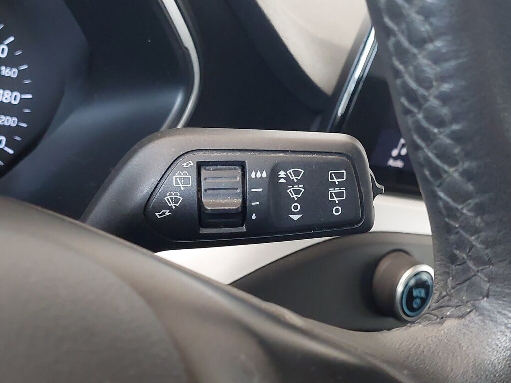 Ford Focus 2019 Valkoinen