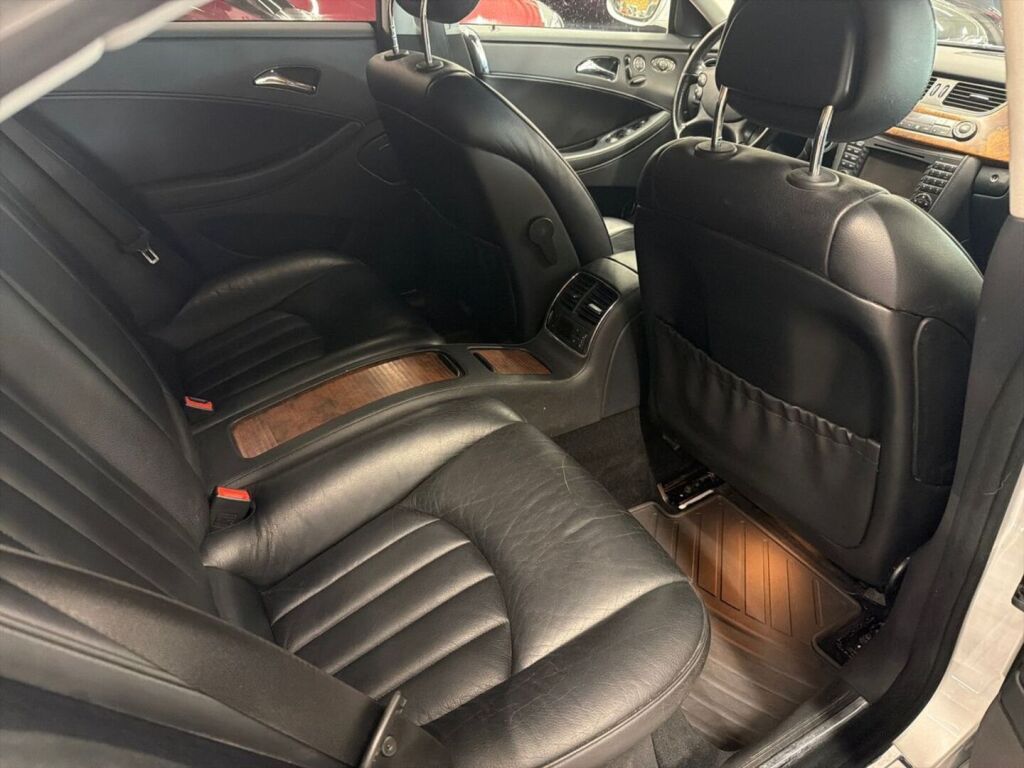 Mercedes-Benz CLS 2005 Hopea