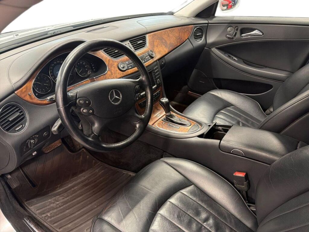 Mercedes-Benz CLS 2005 Hopea