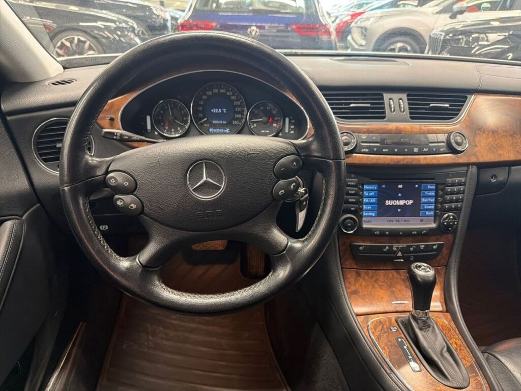 Mercedes-Benz CLS 2005 Hopea
