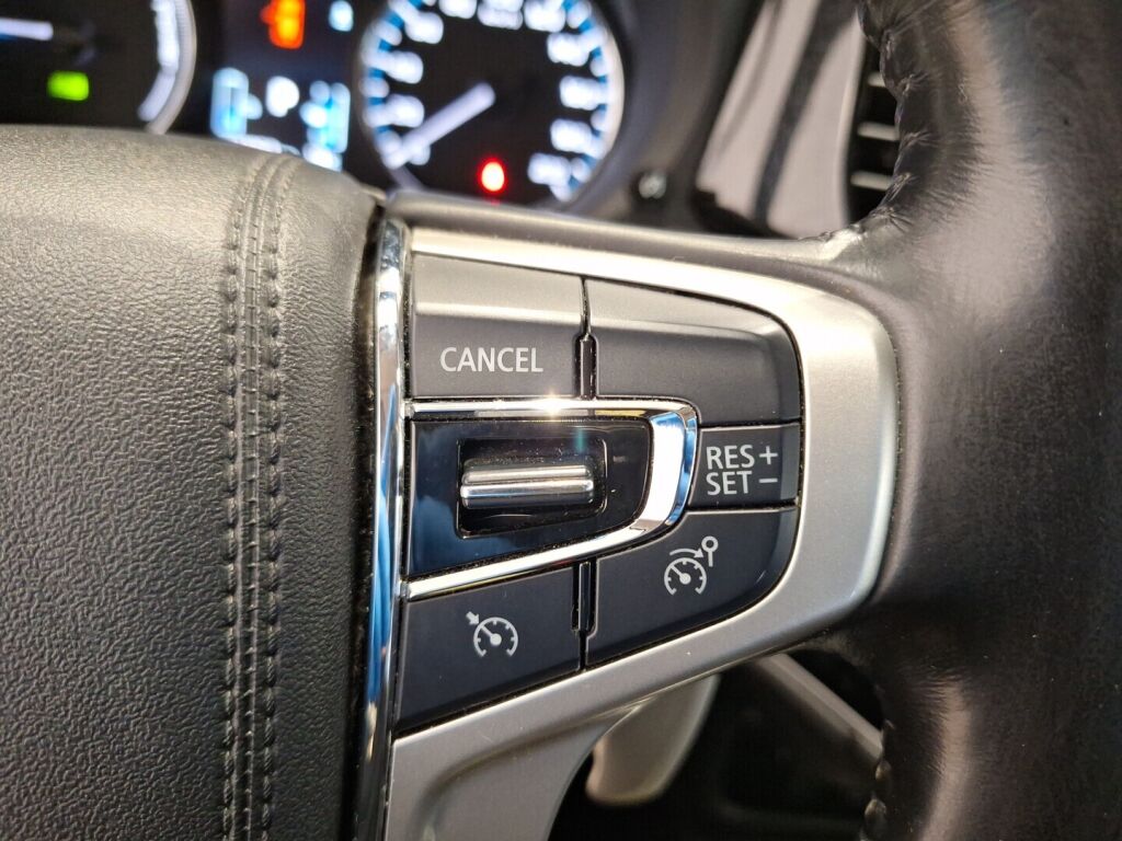 Mitsubishi Outlander PHEV 2015 Harmaa