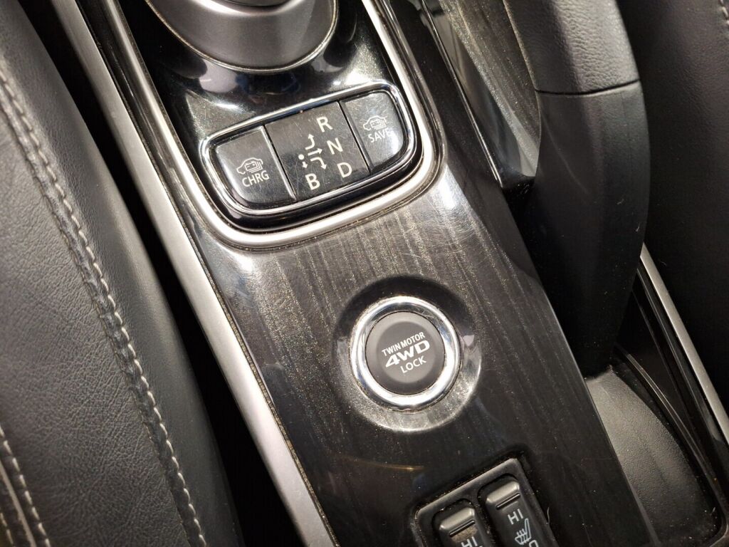 Mitsubishi Outlander PHEV 2015 Harmaa