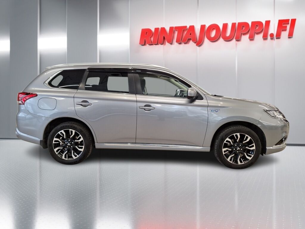 Mitsubishi Outlander PHEV 2015 Harmaa