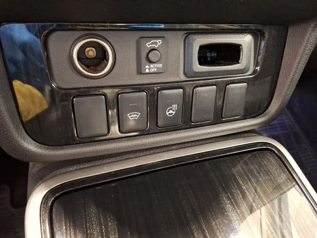 Mitsubishi Outlander PHEV 2015 Harmaa