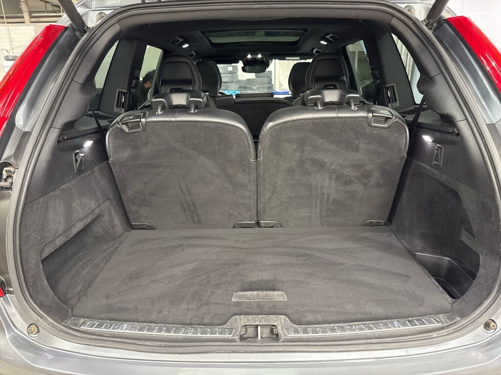 Volvo XC90 2018 Harmaa