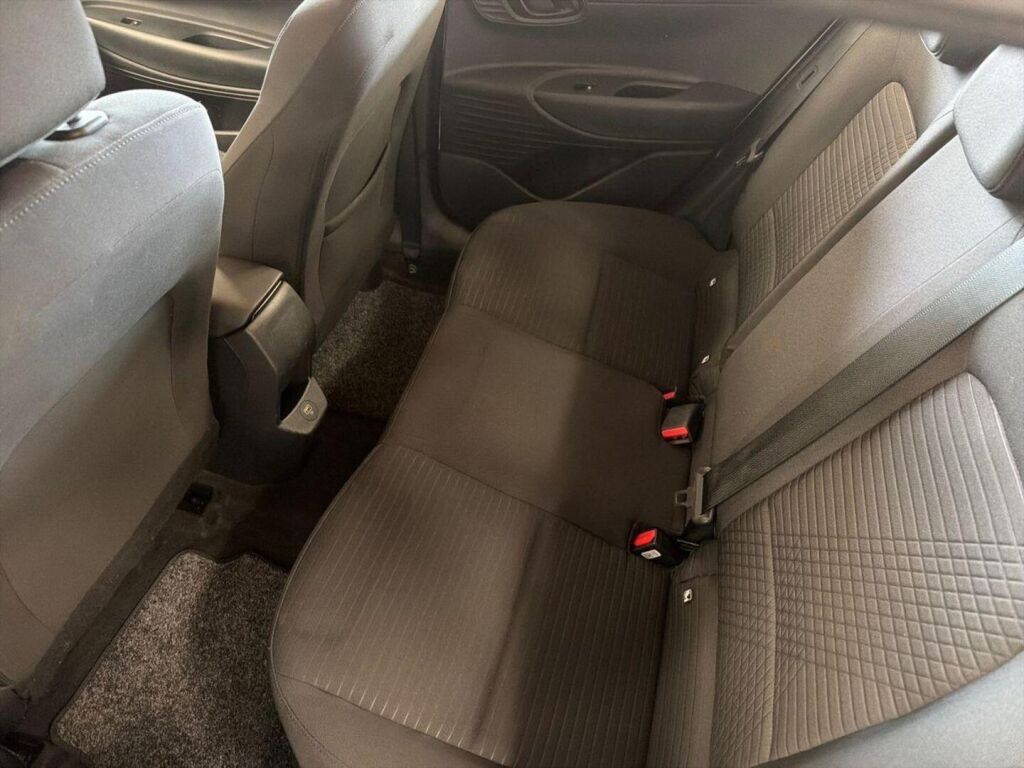 Hyundai i20 Hatchback 2021 Valkoinen