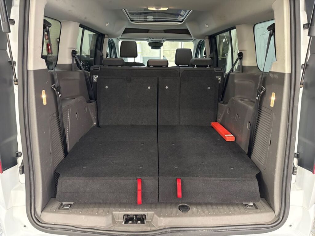 Ford Grand Tourneo Connect 2018 Valkoinen