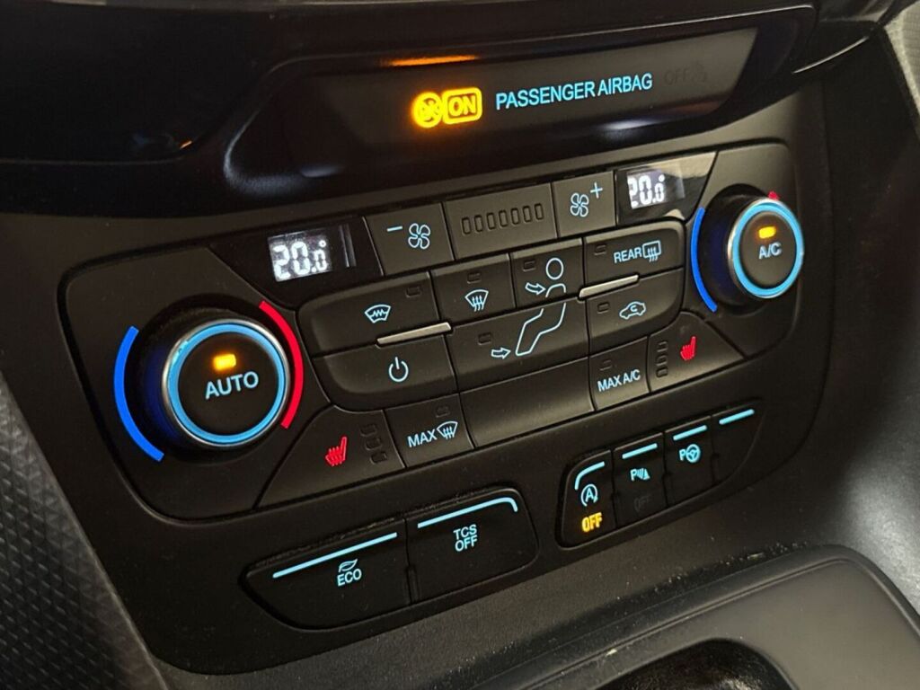 Ford Grand Tourneo Connect 2018 Valkoinen