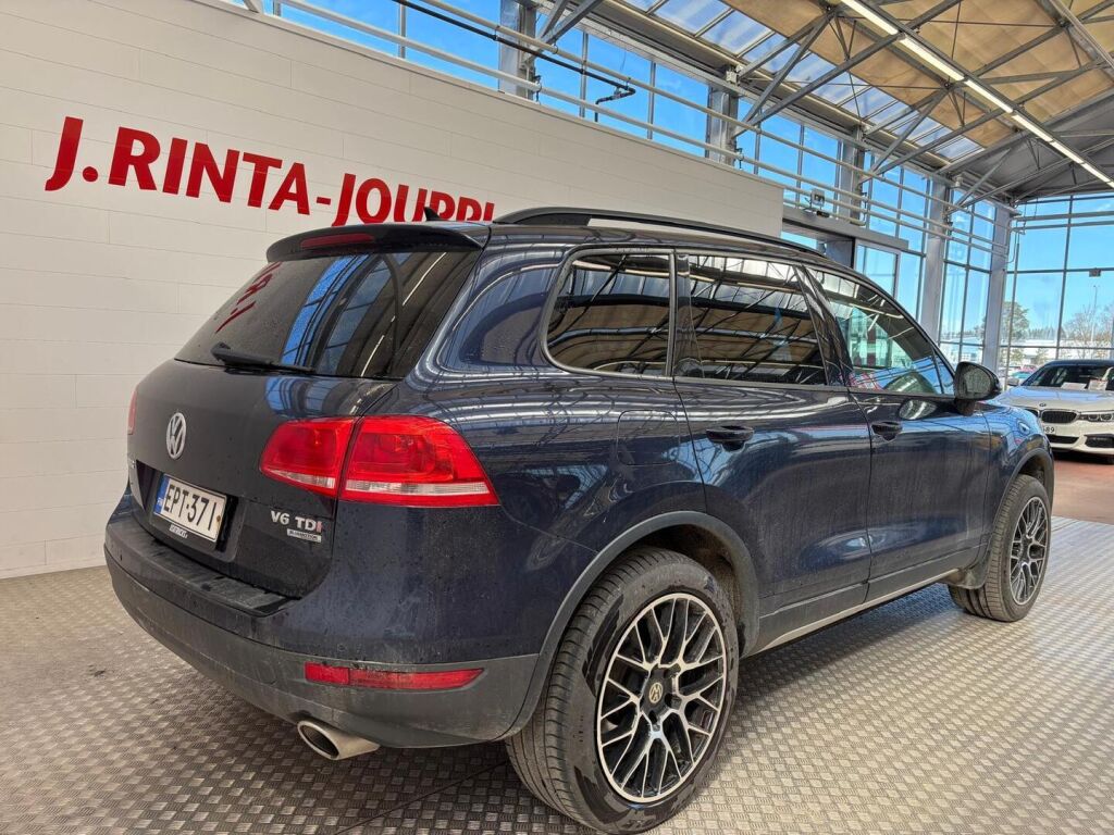 Volkswagen Touareg 2010 Sininen